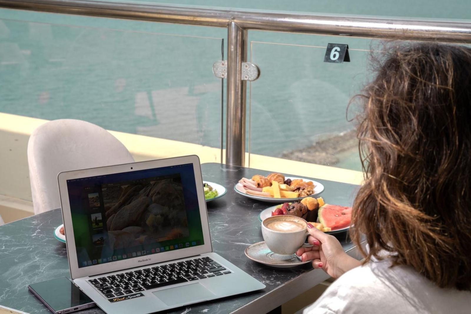 Seafront Luxury Suites Jeddah Corniche 外观 照片